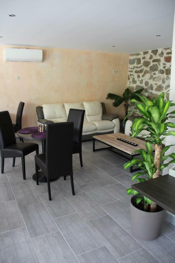Les Jardins De Soulane B&B - Adults Only Belcastel-et-Buc Экстерьер фото