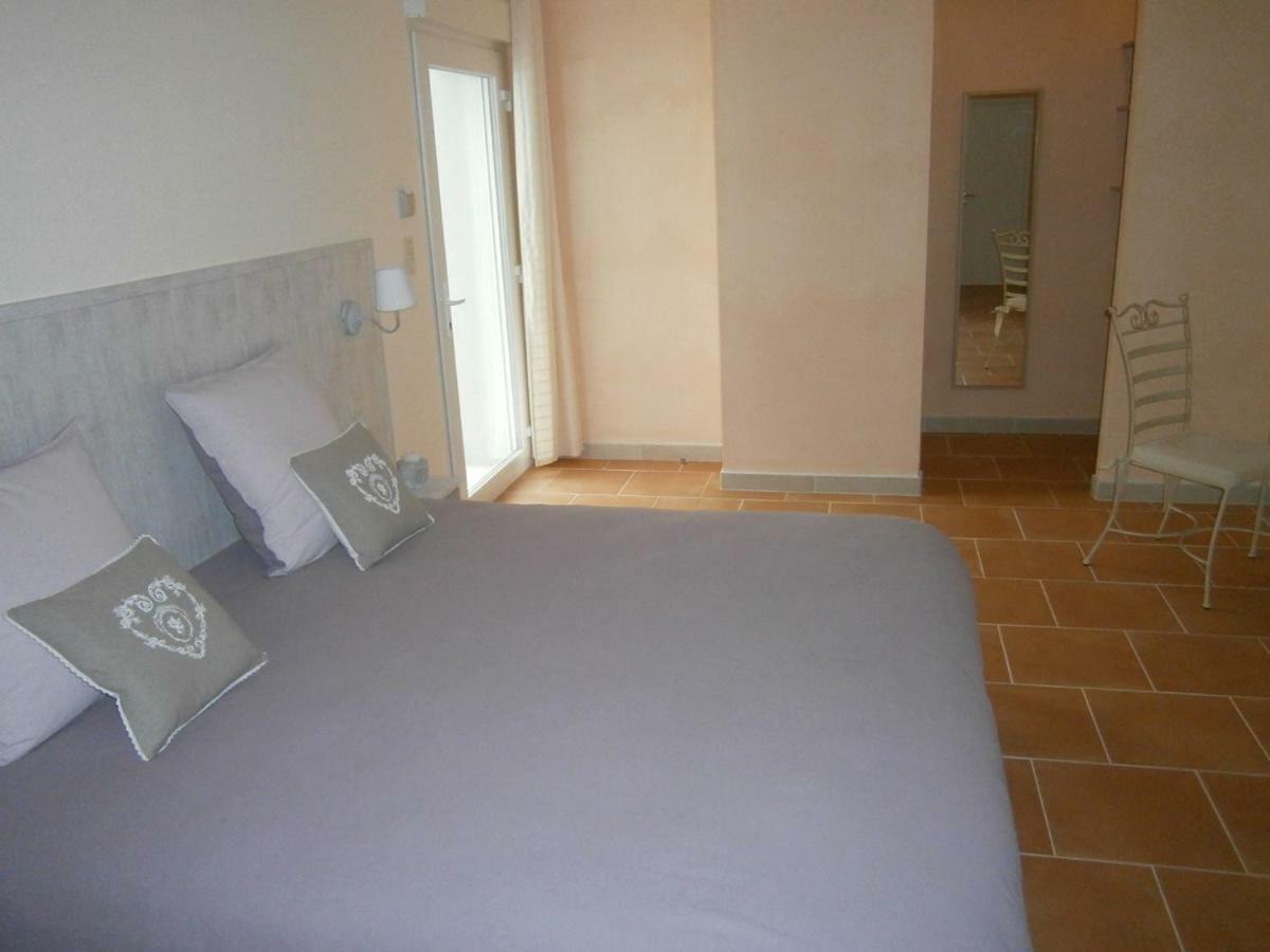 Les Jardins De Soulane B&B - Adults Only Belcastel-et-Buc Экстерьер фото